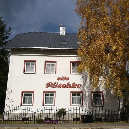 Plischke Konukevi 3*